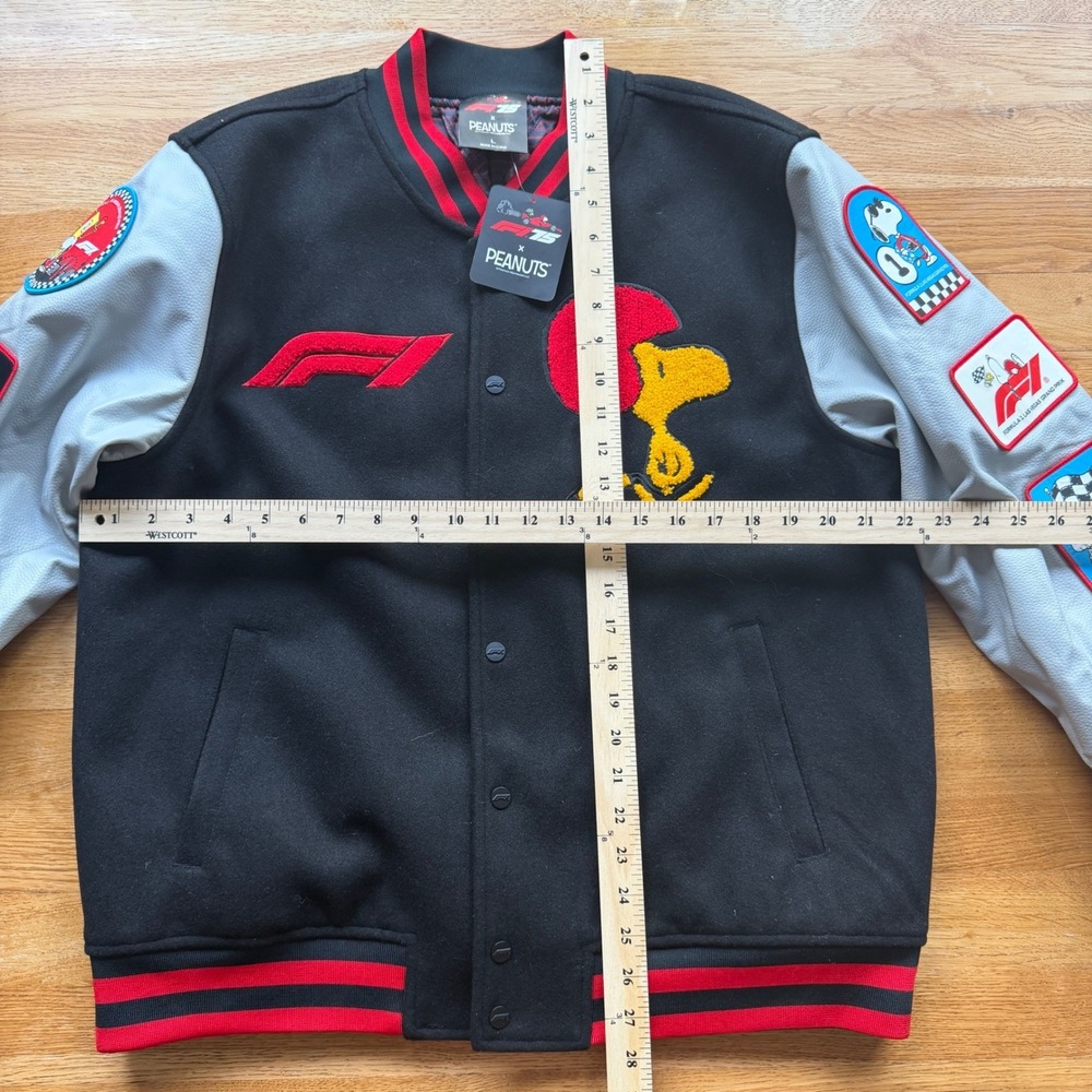 Formula 1 x Peanuts Las Vegas Grand Prix Varsity Jacket Black Grey Mens Large - Picture 2 of 5